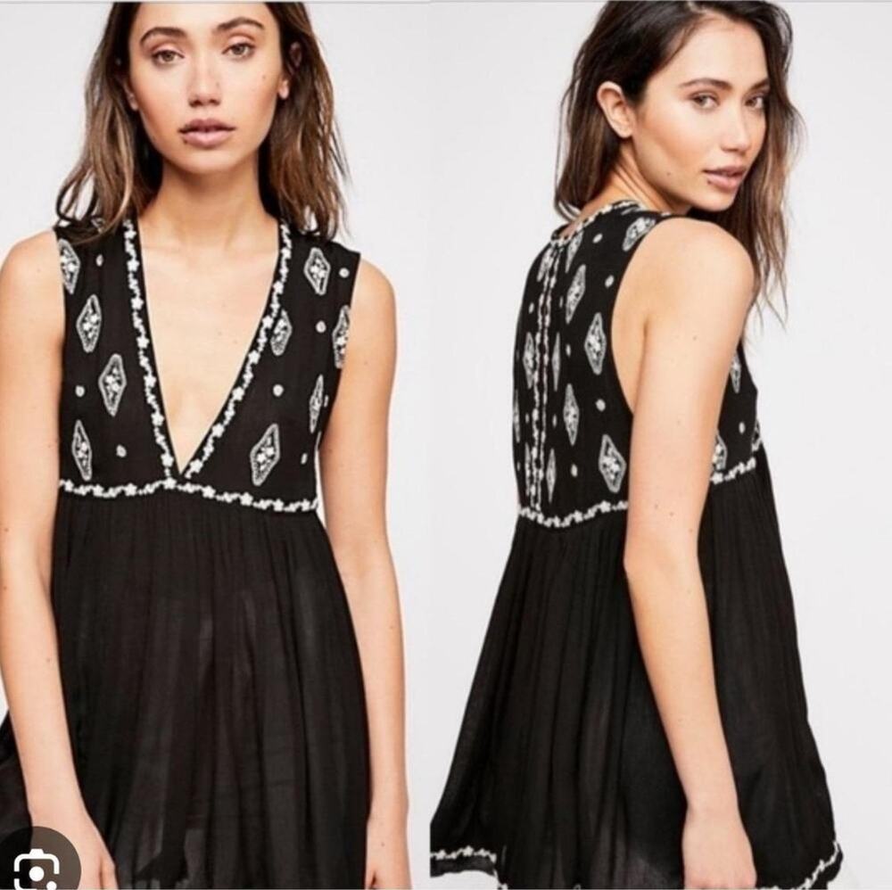 FREE PEOPLE Black & White Women's Sleeveless Embroidered Top Print XS OB815447